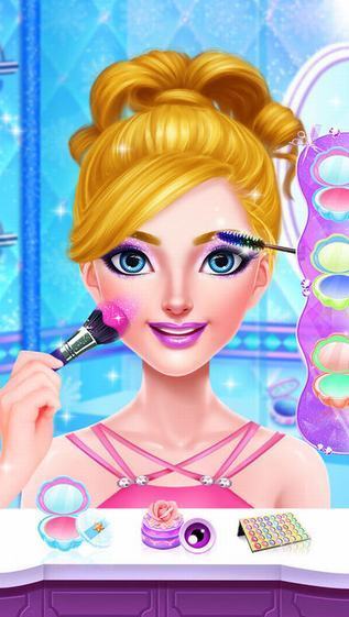 足球啦啦队明星赛截图